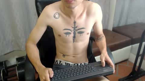 Snapshot of lucasssmith11 chatting on May 29, 3:04 am LucassSmith11 online show from May 29, 3:04 am
