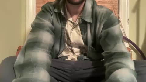 Snapshot of lucca_d123 chatting on February 2, 6:48 am lucca_d123 online show from February 2, 6:48 am