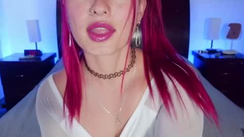 Luccy online show from April 27, 3:21 pm