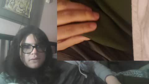 Snapshot of luceatiel chatting on May 2, 5:56 am Luceatiel Queen of Spades online show from May 2, 5:56 am