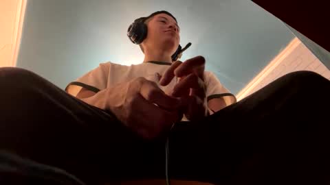 Felipe online show from December 14, 1:17 am