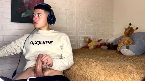 Felipe online show from December 16, 3:19 am