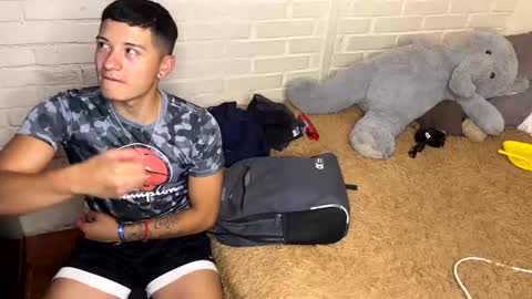 Felipe online show from December 19, 6:12 am