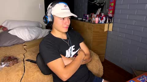 Felipe online show from December 22, 12:39 am