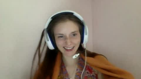 Luci Layne online show from July 8, 4:22 pm