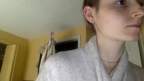 Luci Layne online show from July 28, 3:21 pm