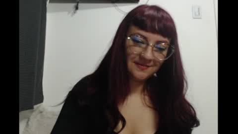 Snapshot of lucia_d_carton chatting on June 28, 5:57 am Lulu DCarton online show from June 28, 5:57 am