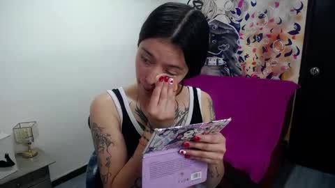 Snapshot of lucia_evans21 chatting on June 9, 8:42 pm lucia_evans21 online show from June 9, 8:42 pm