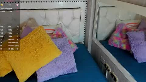 Snapshot of lucia_oregon chatting on January 12, 1:38 pm L U C I A online show from January 12, 1:38 pm