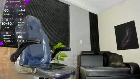 Snapshot of lucia_oregon chatting on July 25, 1:08 pm L U C I A online show from July 25, 1:08 pm