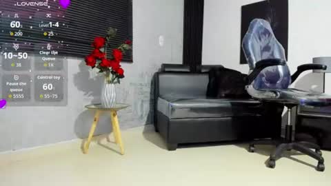 Snapshot of lucia_oregon chatting on July 26, 12:56 pm L U C I A online show from July 26, 12:56 pm