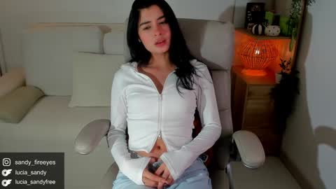 Lu   Intagramsandy fireeyes online show from October 22, 10:53 pm