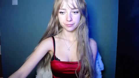 Lucy online show from October 17, 12:30 pm