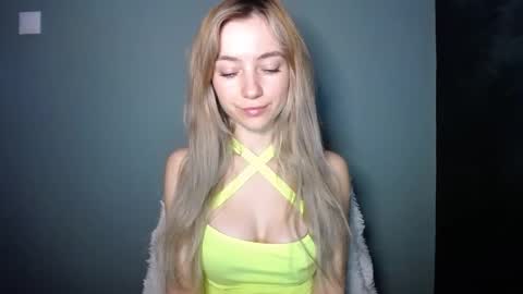 Lucy online show from December 15, 1:26 pm