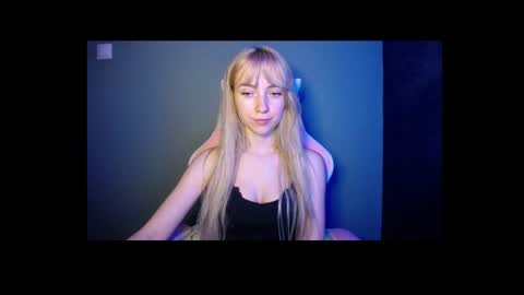 Lucy online show from April 23, 6:54 pm