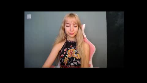 Lucy online show from April 29, 7:01 am