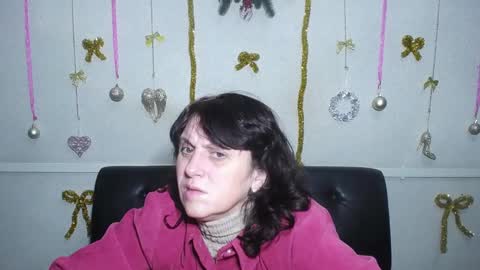 LuciaMi online show from December 18, 6:03 pm