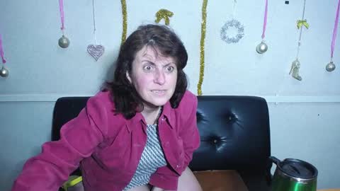 LuciaMi online show from January 11, 1:48 am