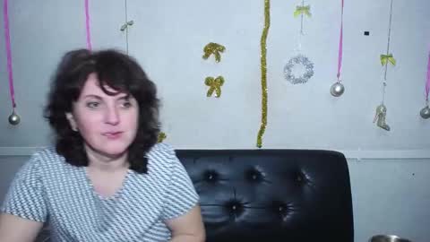 LuciaMi online show from January 12, 11:58 pm