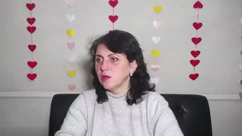 LuciaMi online show from January 26, 6:06 pm