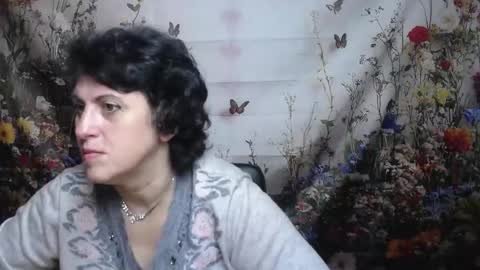 LuciaMi online show from September 12, 4:56 am