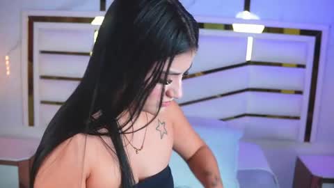 luciana_agudelo online show from May 16, 7:01 pm