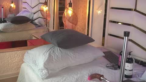 luciana_agudelo online show from June 6, 7:29 pm