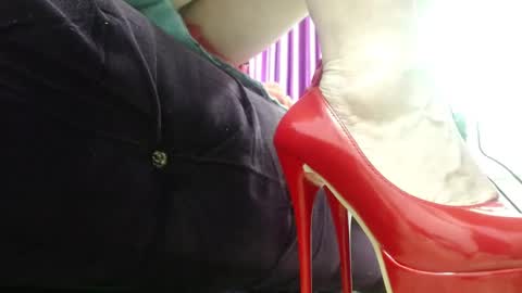 Luci online show from November 4, 8:52 pm