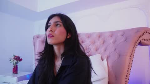 Snapshot of luciana_roa chatting on July 19, 3:05 pm Luciana online show from July 19, 3:05 pm