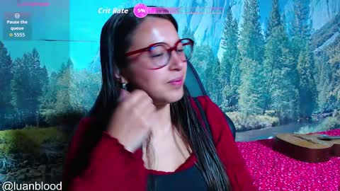 Snapshot of lucianahalen chatting on January 14, 6:02 pm Lucy online show from January 14, 6:02 pm