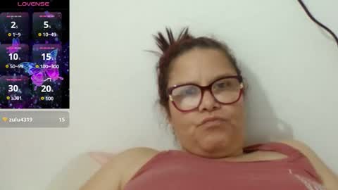 Snapshot of lucianamaster chatting on September 29, 12:27 am lucianamaster online show from September 29, 12:27 am