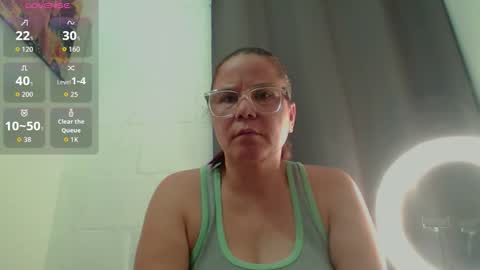 Snapshot of lucianamaster chatting on October 9, 10:24 am lucianamaster online show from October 9, 10:24 am