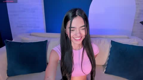 Snapshot of lucianamiller_ chatting on January 11, 10:40 pm Luciana Miller online show from January 11, 10:40 pm