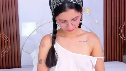 Snapshot of lucianasmith_ chatting on June 3, 8:25 pm Luci online show from June 3, 8:25 pm