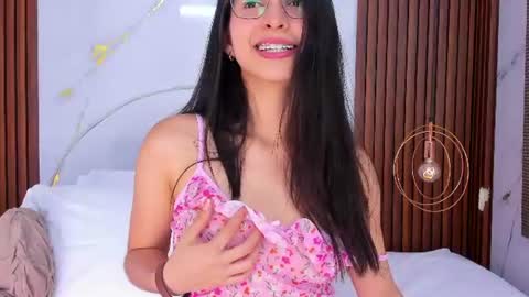 Snapshot of lucianasmith_ chatting on June 22, 8:06 pm Luci online show from June 22, 8:06 pm