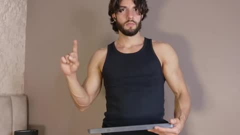 Luciano online show from October 25, 9:42 pm