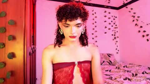 Lucy or Lucian 3 Come to my social Links3   online show from September 30, 3:33 am