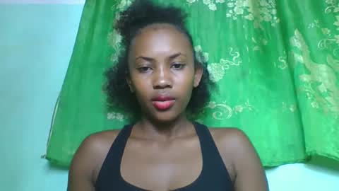 lucie196645 online show from April 21, 4:56 pm