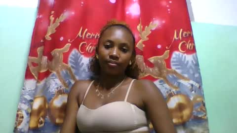 lucie196645 online show from June 2, 6:43 pm