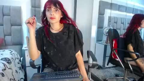 Lucie Red online show from June 11, 12:32 am