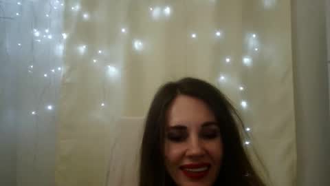 Snapshot of luciemack chatting on December 2, 6:47 pm LucieMack online show from December 2, 6:47 pm