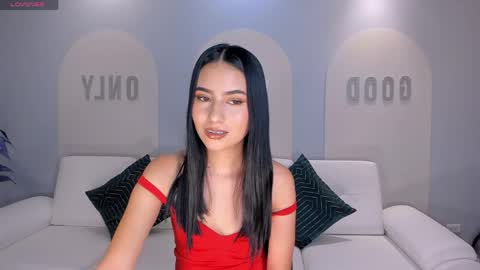 Lucie Martin online show from April 27, 8:40 pm