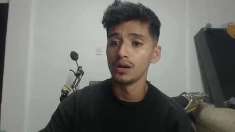 leonel online show from November 14, 6:39 pm