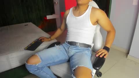 Leo online show from October 30, 11:55 am