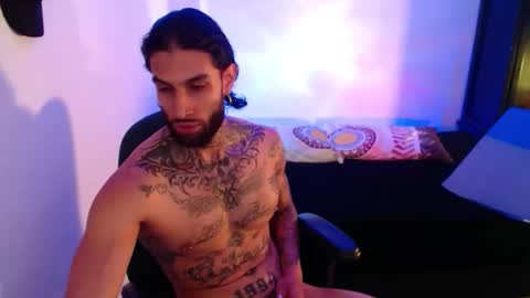 Snapshot of luciifer_hills chatting on December 5, 4:36 pm luciifer_hills online show from December 5, 4:36 pm