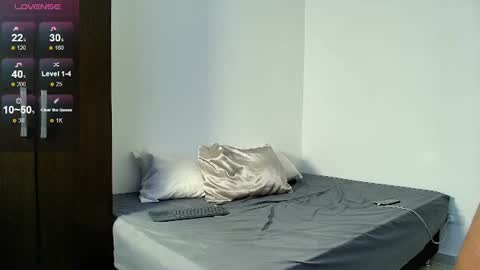 Snapshot of lucio__fox chatting on July 9, 12:09 pm Lucio online show from July 9, 12:09 pm