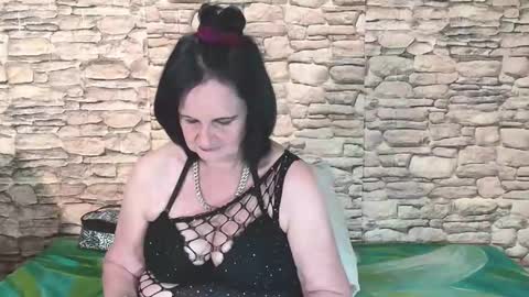 Grace online show from October 31, 6:14 am