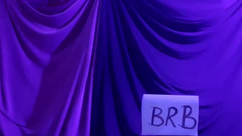 Snapshot of luckazy chatting on February 2, 3:43 am Lucky Eid Azy online show from February 2, 3:43 am