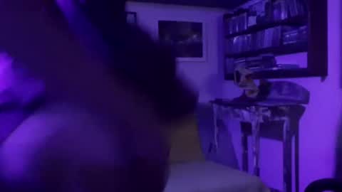 Snapshot of luckazy chatting on February 12, 2:35 am Lucky Eid Azy online show from February 12, 2:35 am