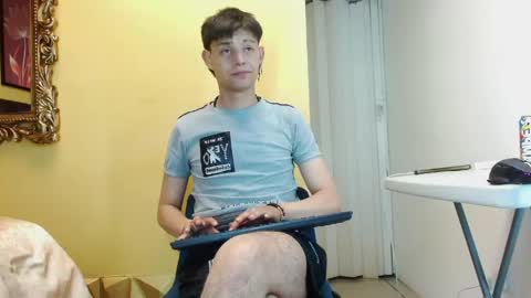 luckk_ online show from June 6, 3:33 am